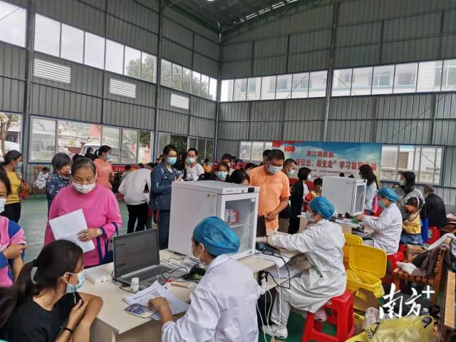 西江鎮(zhèn)有序推進(jìn)6-11歲兒童新冠疫苗接種工作。