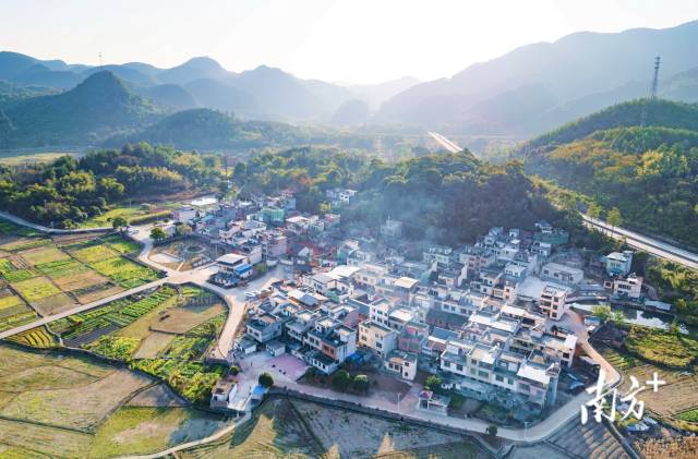 萬家村風貌。梁崇杰  攝