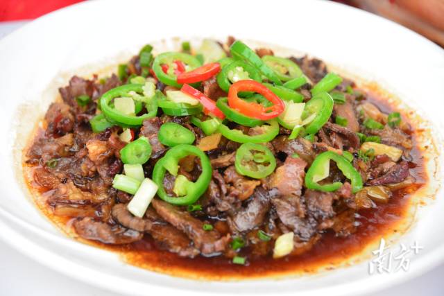 豐陽牛肉干登上央視《舌尖上的中國》。黃津 攝